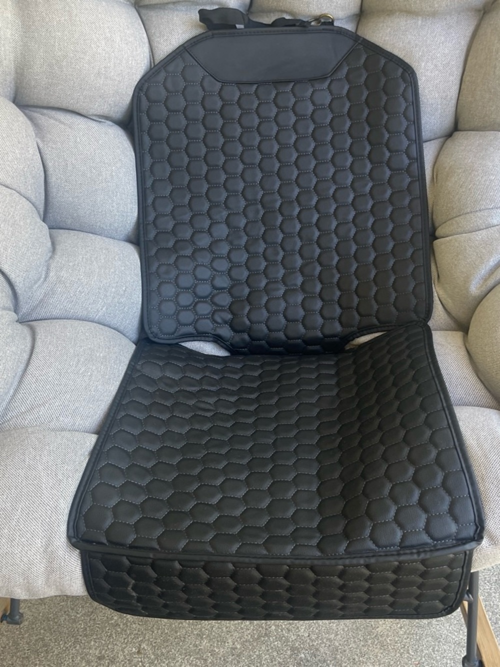 Two Owleys Black Quilted Universal Seat Protector Cushion - Brand